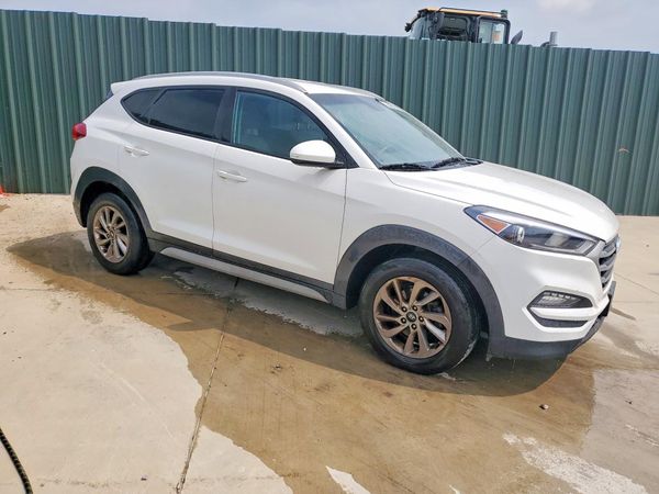 2018 HYUNDAI TUCSON — Passenger 3/4