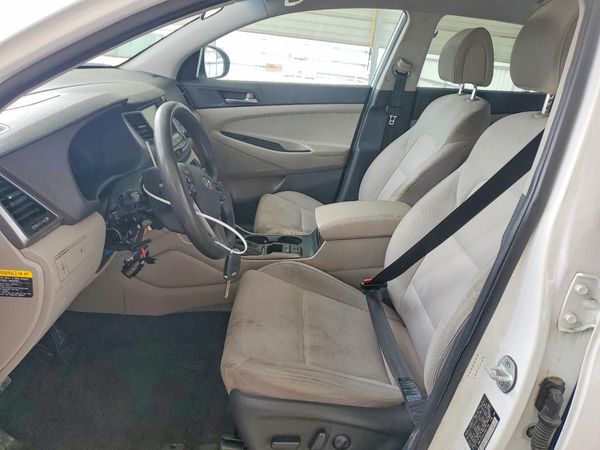 2018 HYUNDAI TUCSON — DENT