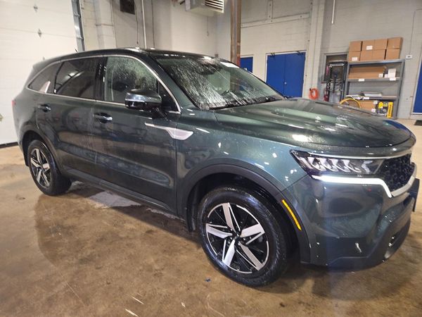 2022 KIA SORENTO LX — Passenger 3/4