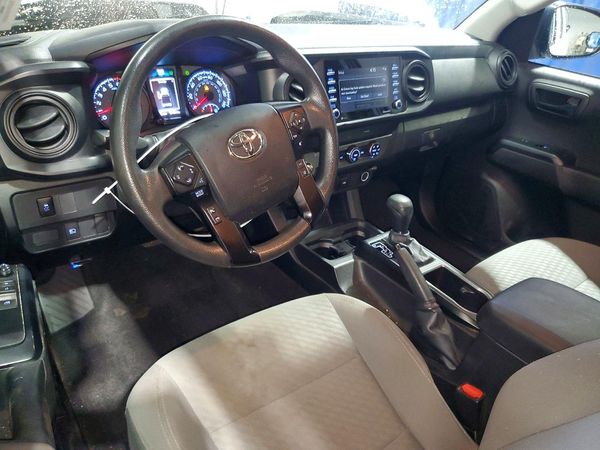 2022 TOYOTA TACOMA SR5 — CKPT