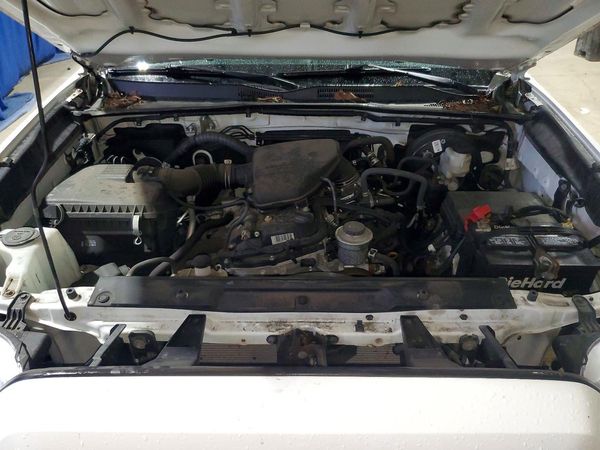 2022 TOYOTA TACOMA SR5 — Engine bay