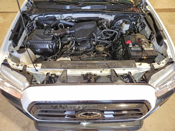 2022 TOYOTA TACOMA SR5 — Engine bay