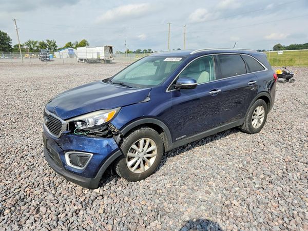 2017 KIA SORENTO — Front 3/4