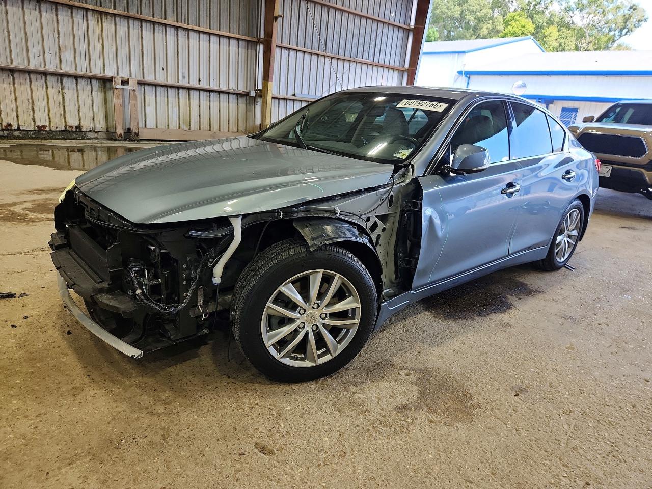 2017 INFINITI Q50 — Front 3/4