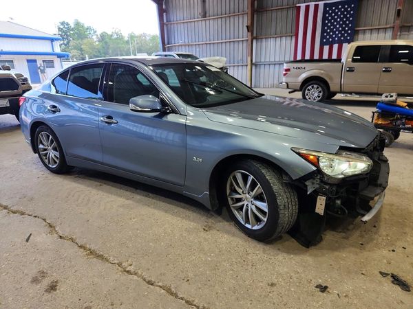2017 INFINITI Q50 — Passenger 3/4