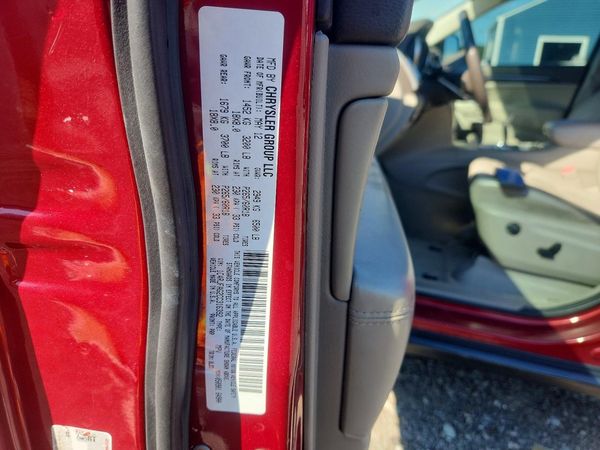 2012 JEEP CHEROKEE Laredo — VINS