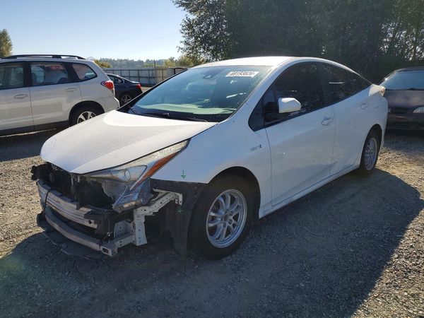 2018 TOYOTA PRIUS — DSFA — Front 3/4