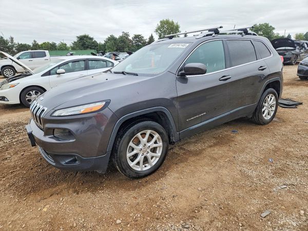 2016 JEEP CHEROKEE Latitude/Longitude/North — Front 3/4