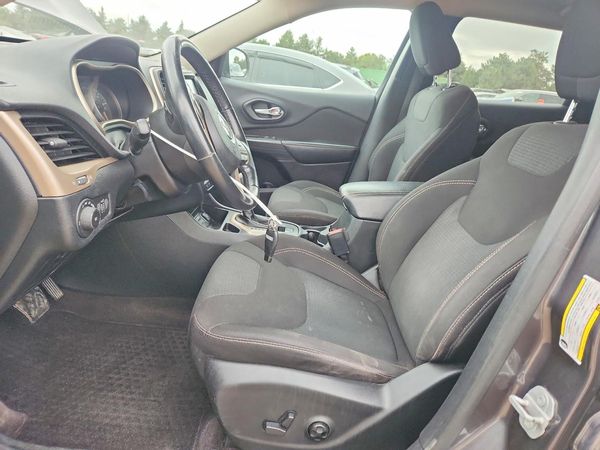 2016 JEEP CHEROKEE Latitude/Longitude/North — DENT