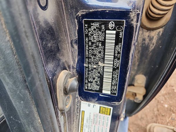 2015 TOYOTA PRIUS — VINS
