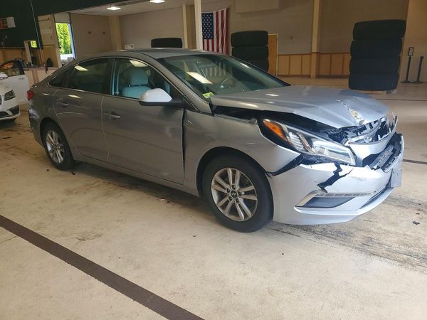 2015 HYUNDAI SONATA SE, ECO — Passenger 3/4