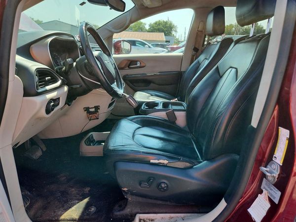 2017 CHRYSLER PACIFICA Touring L