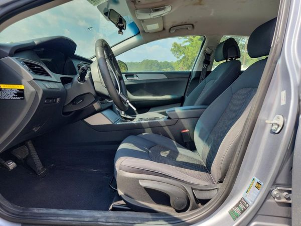 2017 HYUNDAI SONATA — DENT