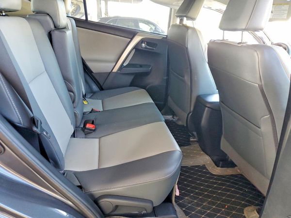 2015 TOYOTA RAV4 Limited (G Grade)