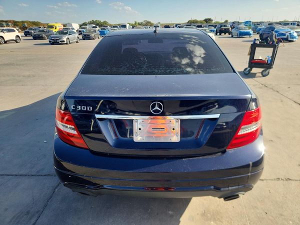 2013 MERCEDES-BENZ C C300