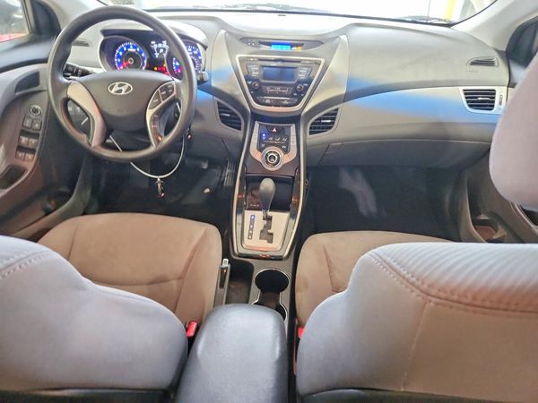 2013 HYUNDAI ELANTRA — CKPT