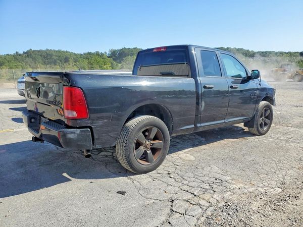 2017 RAM 1500 ST