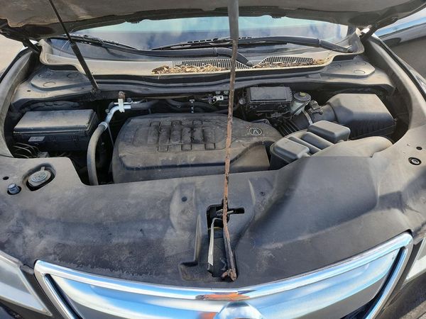 2014 ACURA MDX SH-AWD Advanced Ent — Engine bay