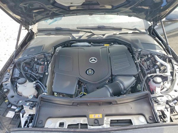 2026 MERCEDES-BENZ C — Engine bay