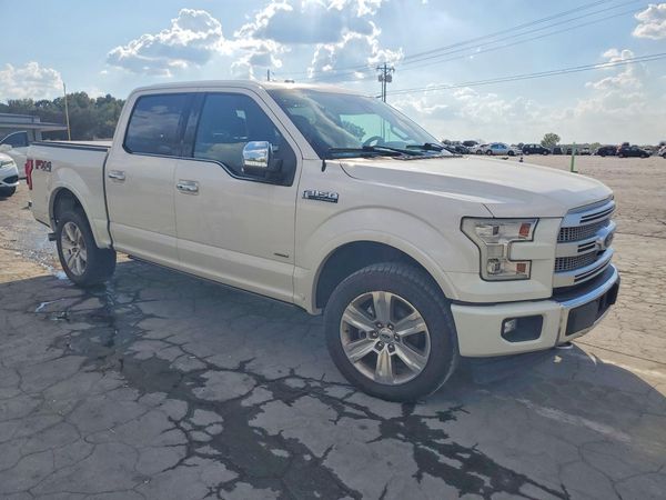 2017 FORD F150 SuperCrew — Passenger 3/4