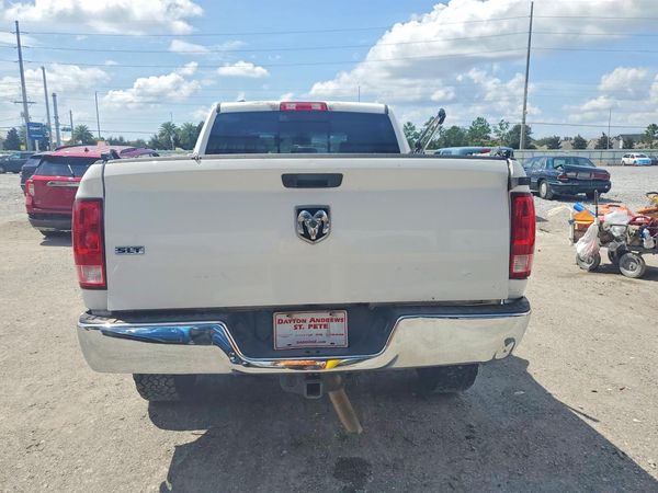 2019 RAM 1500 CLASSIC SLT