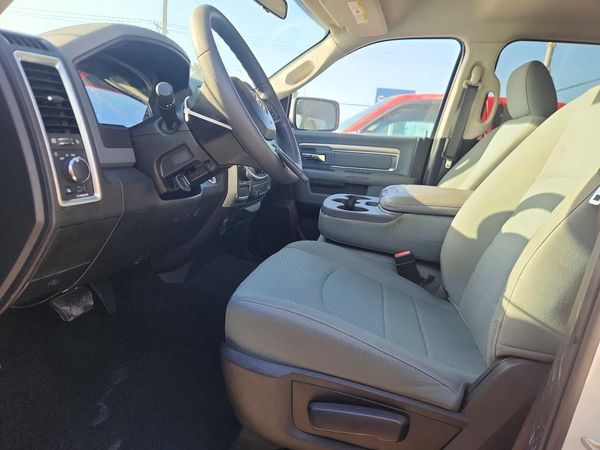 2019 RAM 1500 CLASSIC SLT