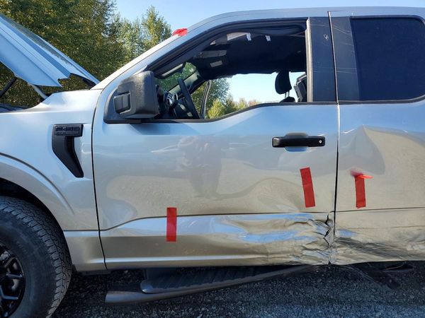 2025 FORD F150 — DENT