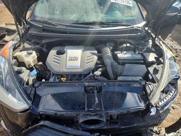 2014 HYUNDAI VELOSTER — Engine bay