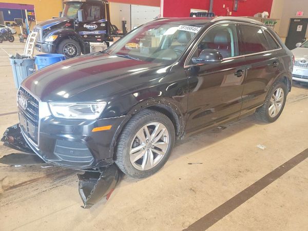 2016 AUDI Q3 — Front 3/4