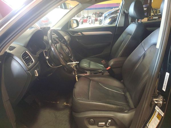 2016 AUDI Q3 — DENT
