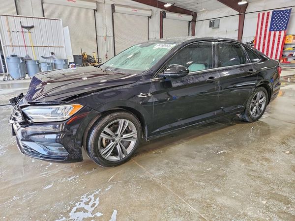 2020 VOLKSWAGEN JETTA S, SE, R-Line — Front 3/4