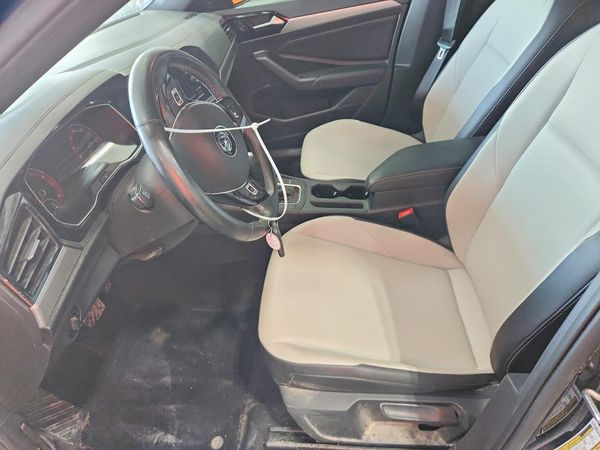 2020 VOLKSWAGEN JETTA S, SE, R-Line — DENT