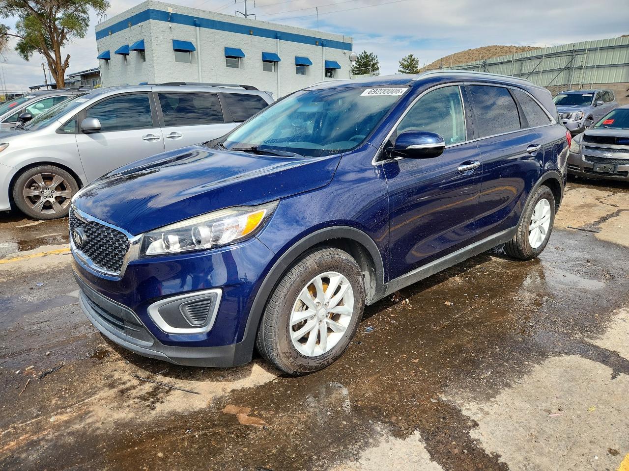2018 KIA SORENTO — Front 3/4