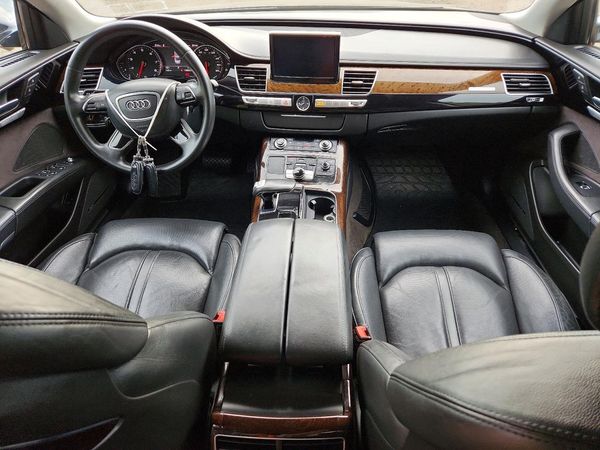 2012 AUDI A8 L
