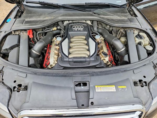 2012 AUDI A8 L