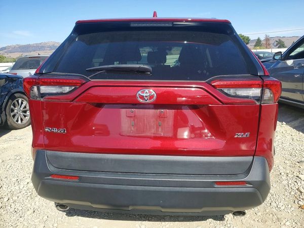 2021 TOYOTA RAV4 XLE — DIRR