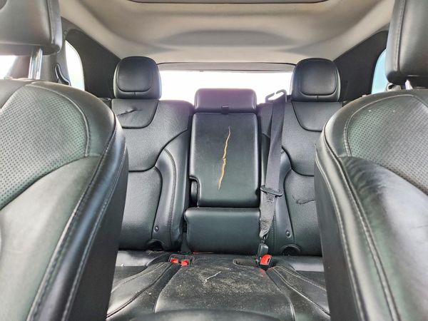 2019 JEEP CHEROKEE — SUVN