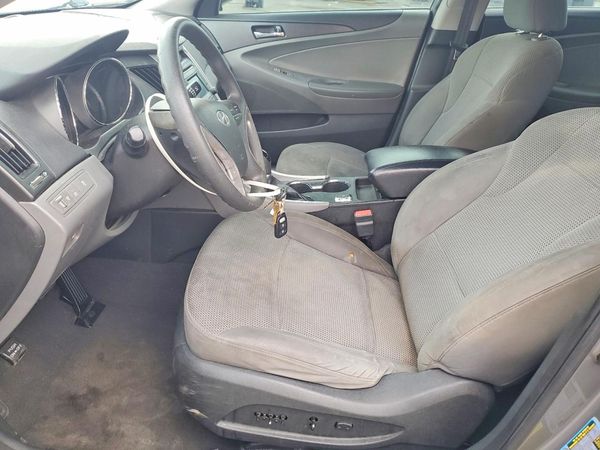 2014 HYUNDAI SONATA — DENT