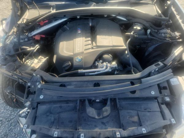 2018 BMW X4 — Engine bay