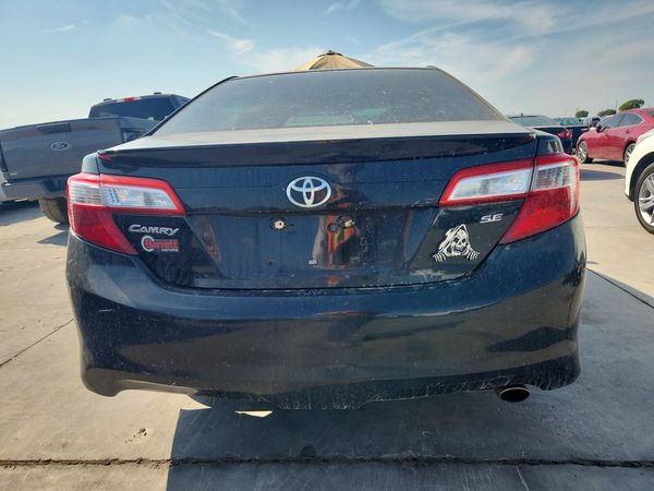 2013 TOYOTA CAMRY — DIRR