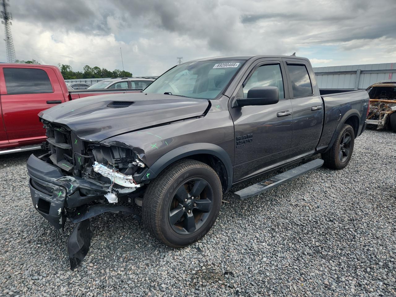 2019 RAM 1500 CLASSIC SLT