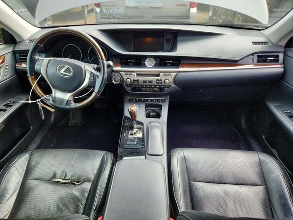 2013 LEXUS ES — CKPT