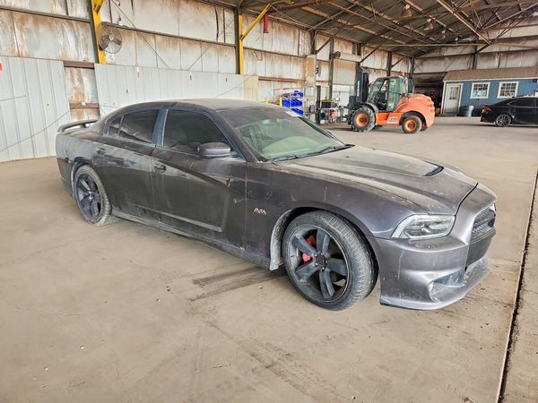 2013 DODGE CHARGER SRT8 — Passenger 3/4