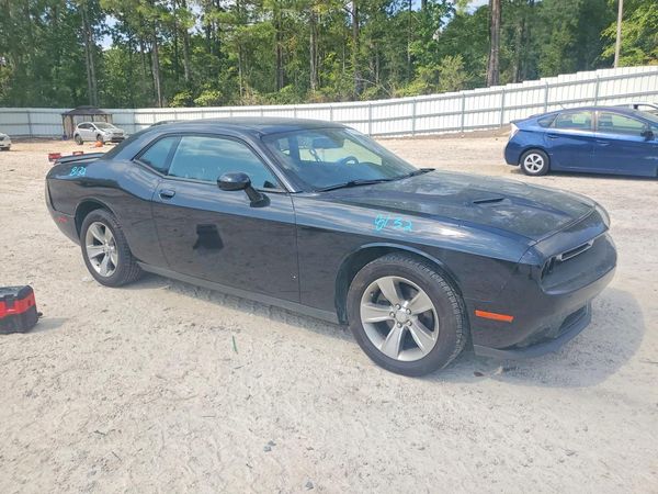 2019 DODGE CHALLENGER — Passenger 3/4
