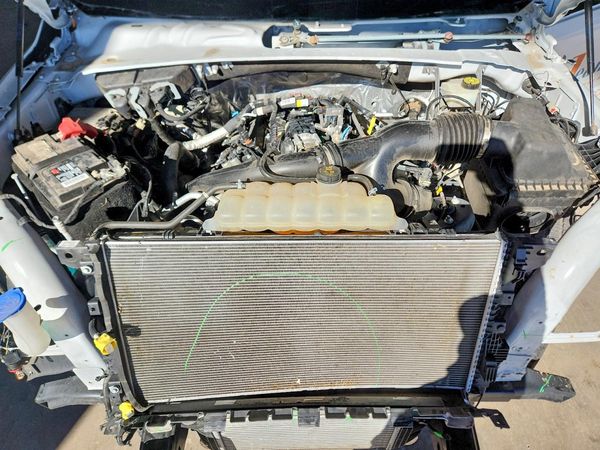 2022 FORD F150 SuperCab — Engine bay