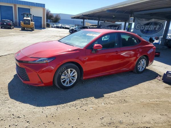 2025 TOYOTA CAMRY