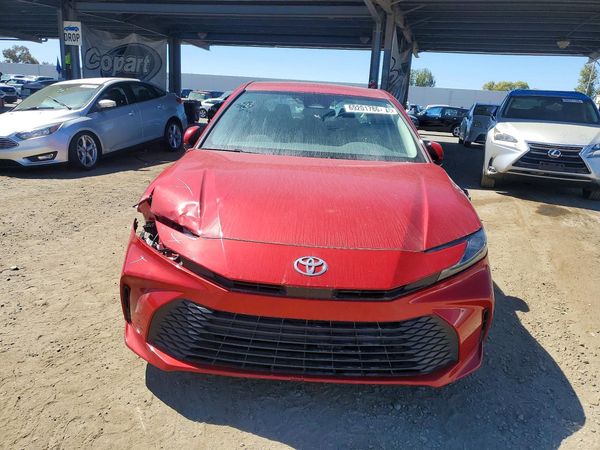 2025 TOYOTA CAMRY