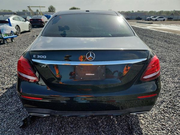 2018 MERCEDES-BENZ E — DIRR