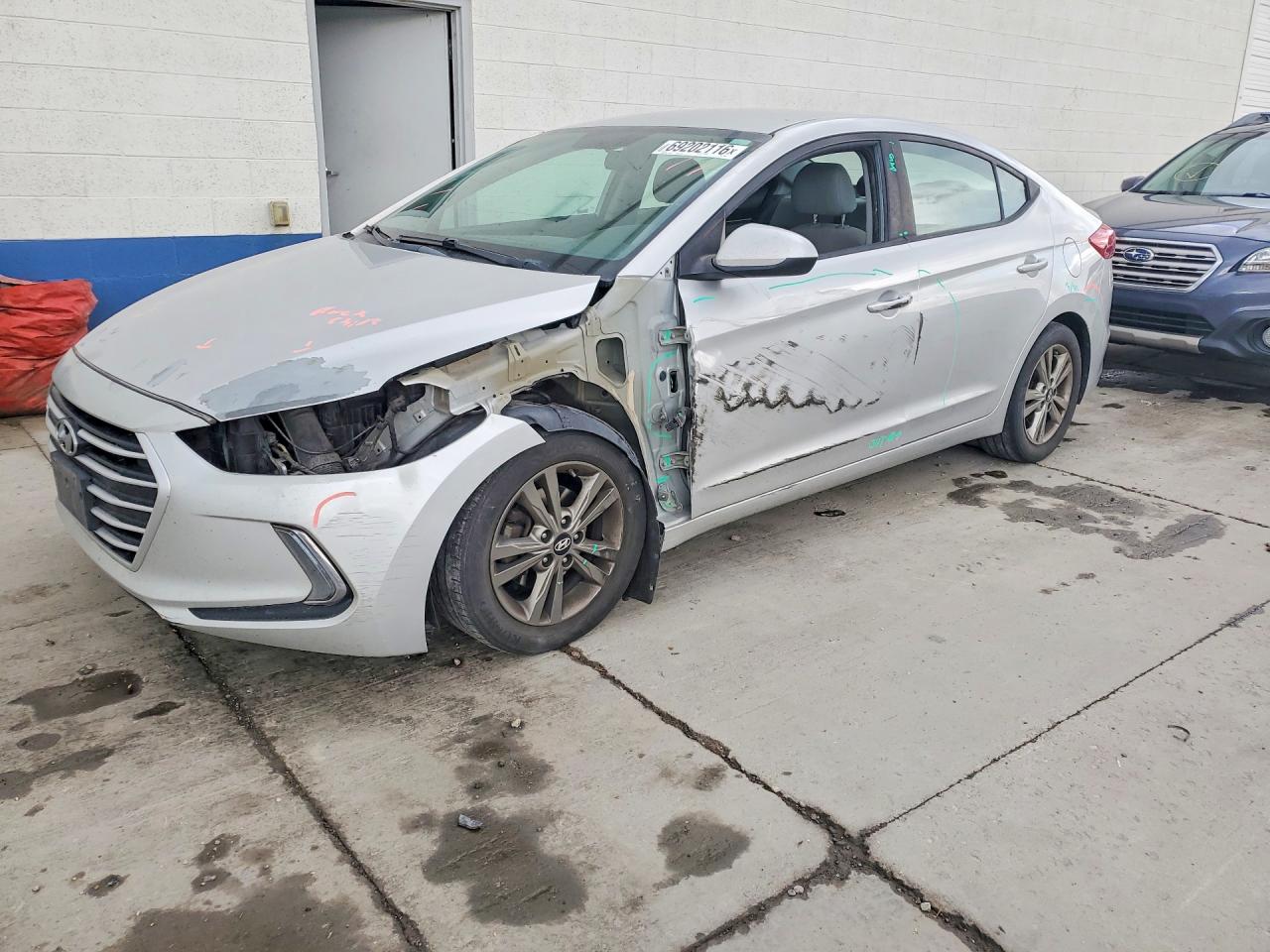 2017 HYUNDAI ELANTRA — Front 3/4