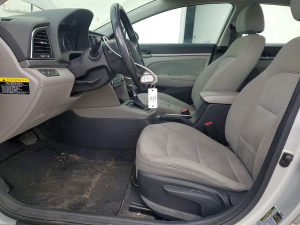 2017 HYUNDAI ELANTRA — DENT